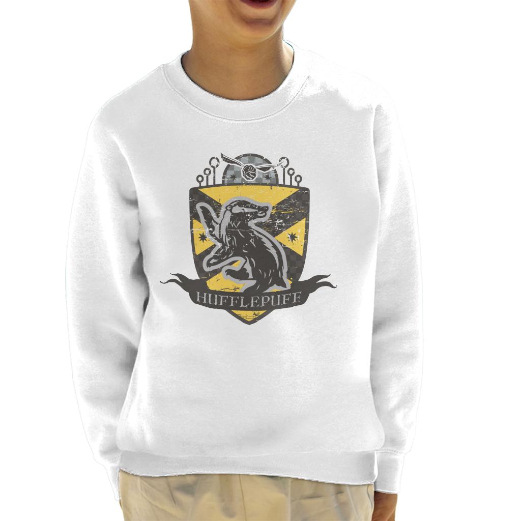 Harry Potter Hufflepuff Quidditch Distressed Shield Kid's product image 4