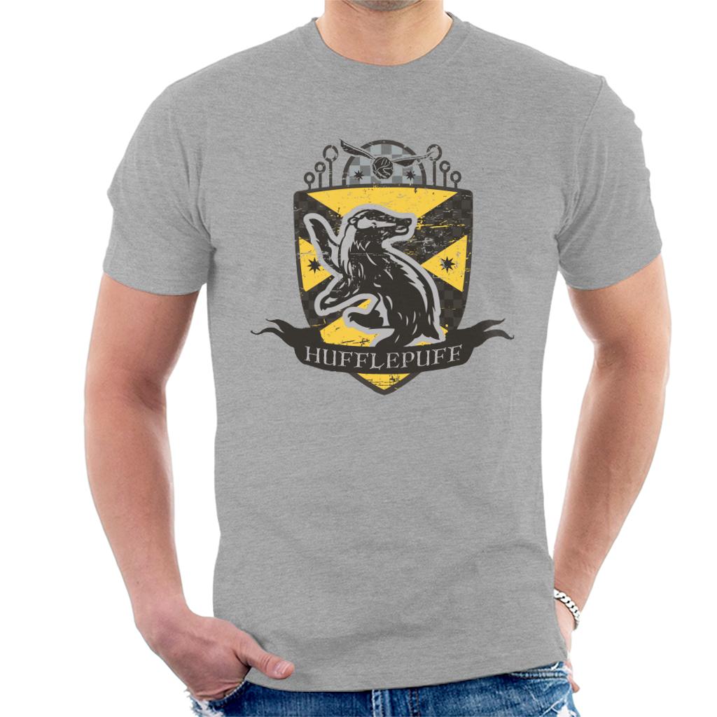 Harry Potter Hufflepuff Quidditch Distressed Shield Men's product image 1