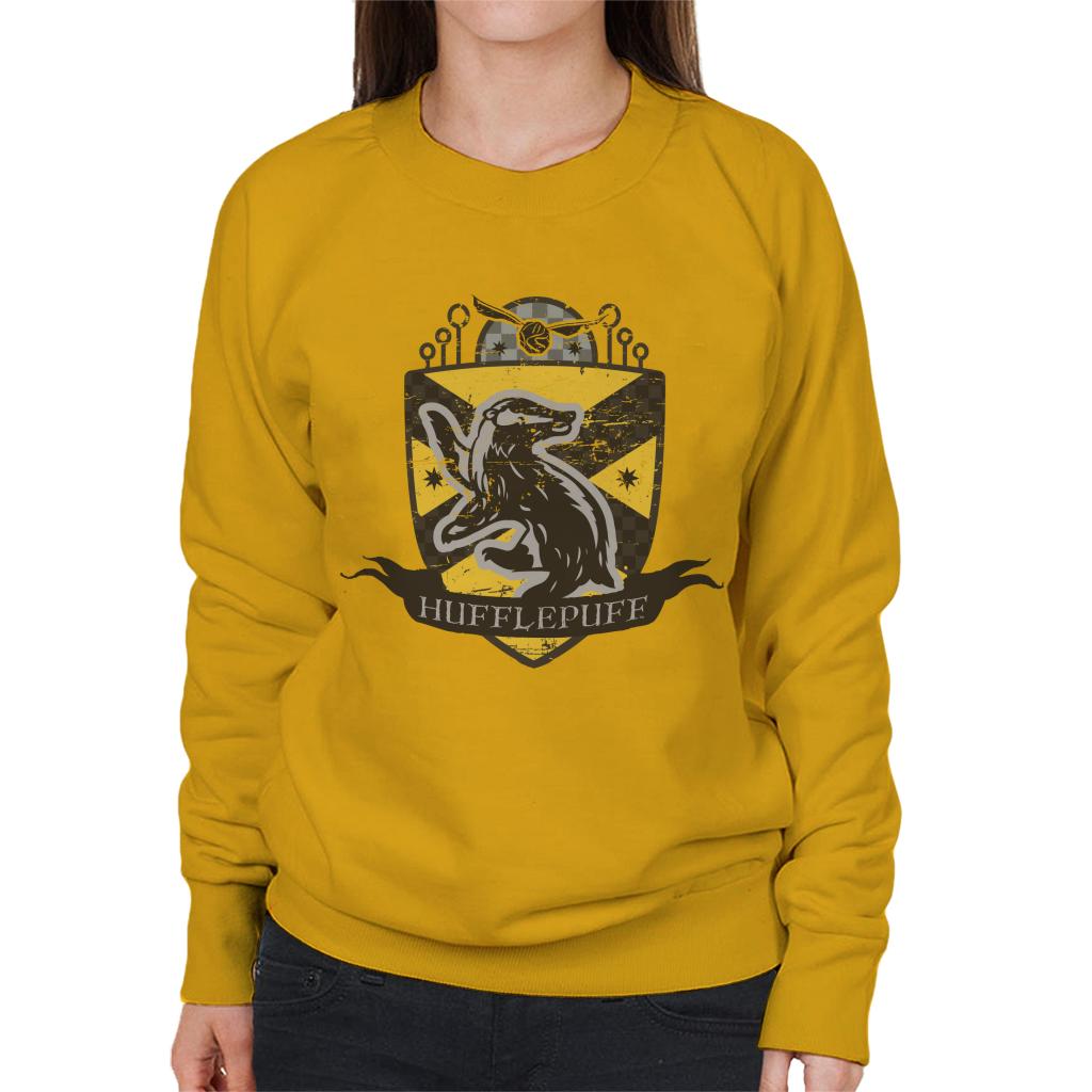 Harry Potter Hufflepuff Quidditch Distressed Shield Women's product image 6