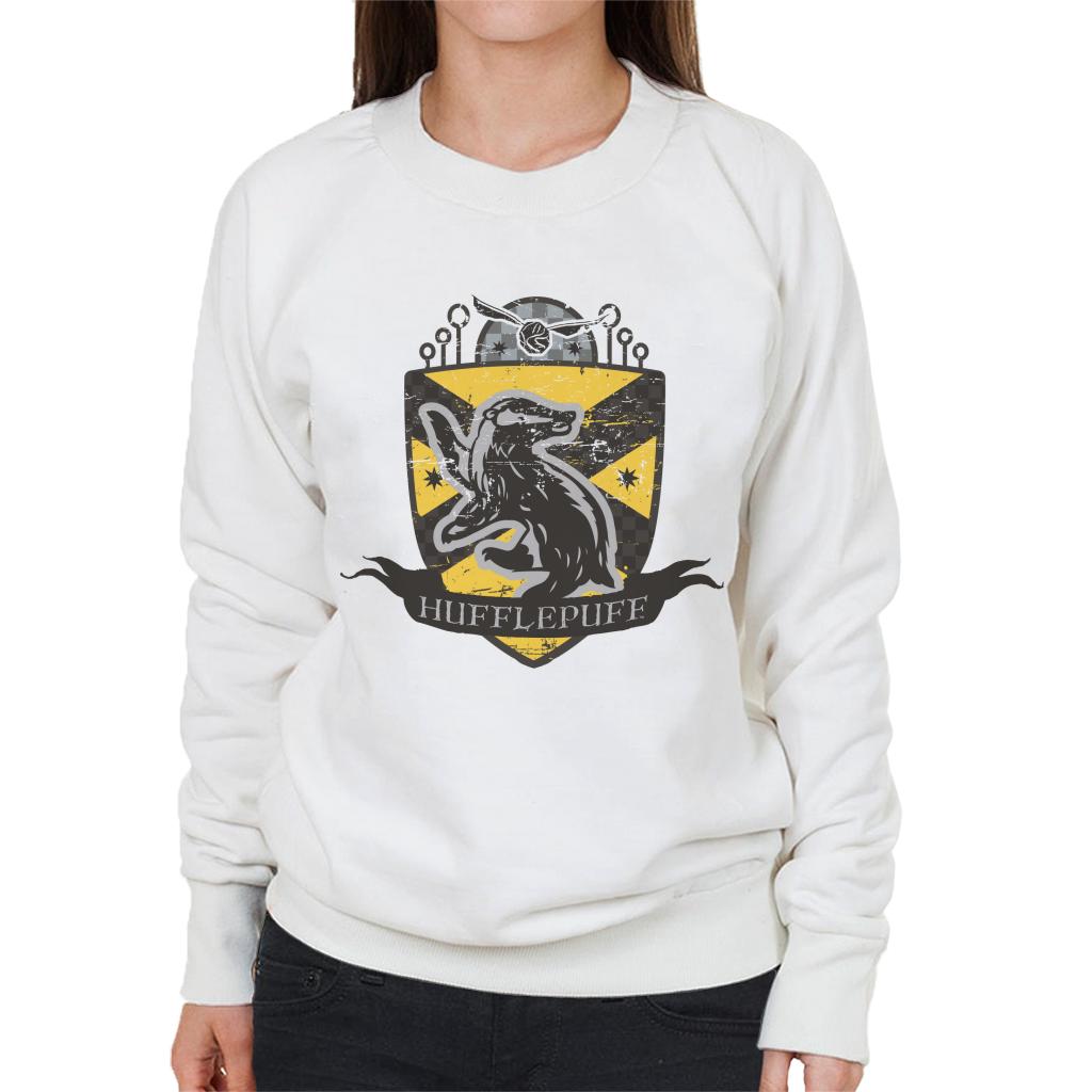 Harry Potter Hufflepuff Quidditch Distressed Shield Women's product image 4